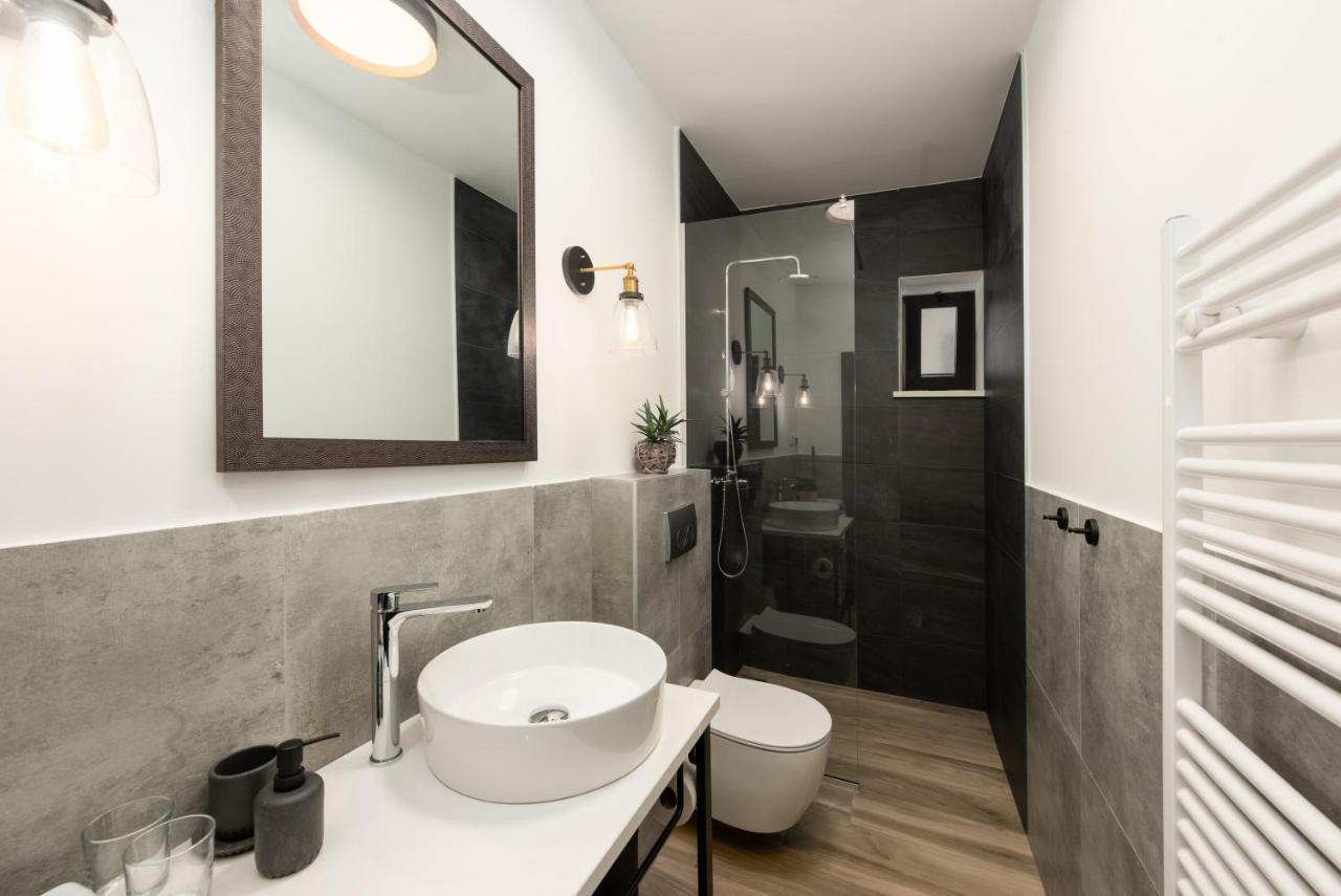 Apartments Alba Chiara Кастав Екстериор снимка