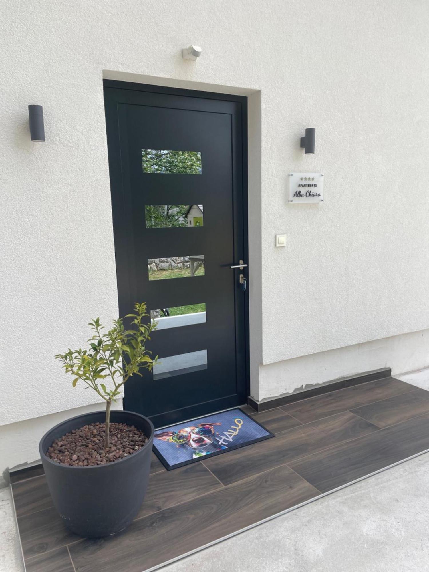 Apartments Alba Chiara Кастав Екстериор снимка